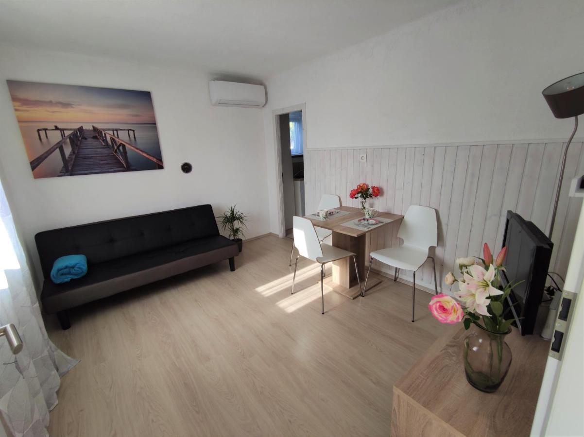 Apartman Josip Garica エクステリア 写真