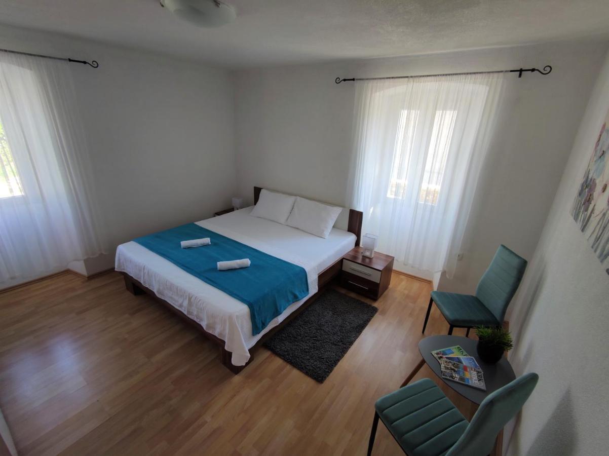Apartman Josip Garica エクステリア 写真